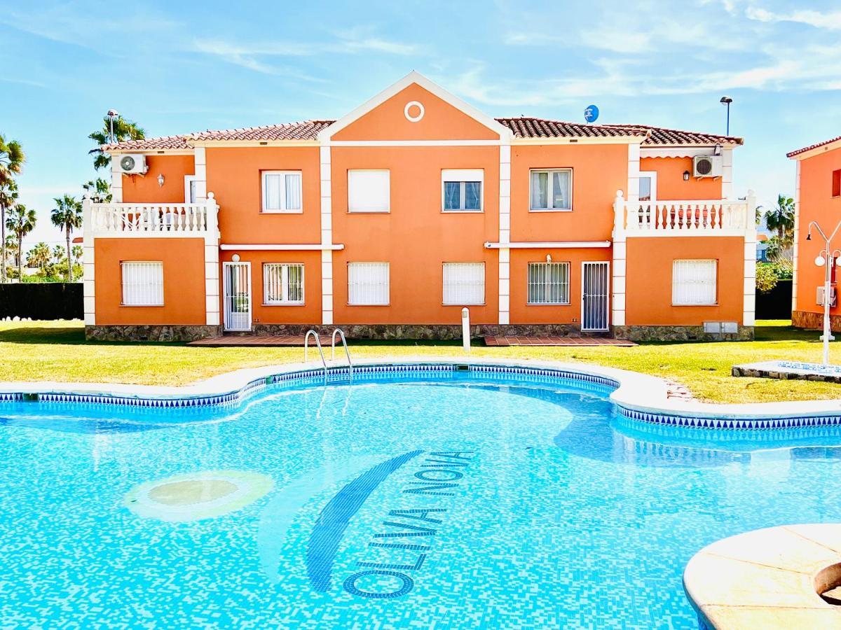 Oliva Nova Beach & Golf Resort Club Sevilla VI Екстериор снимка